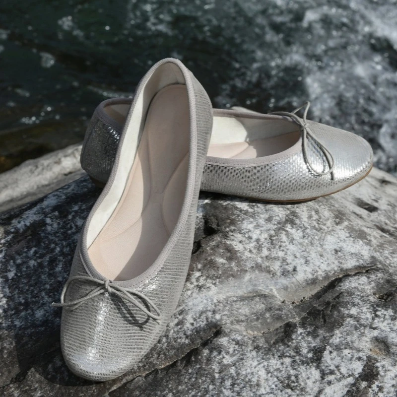 Fashion Butterfly Knot Detail Ballet Flats for Ladies Concise Round Toe Slip‑on Flat Shoes 2026 Summer‑Autumn New Arrivals Shoes