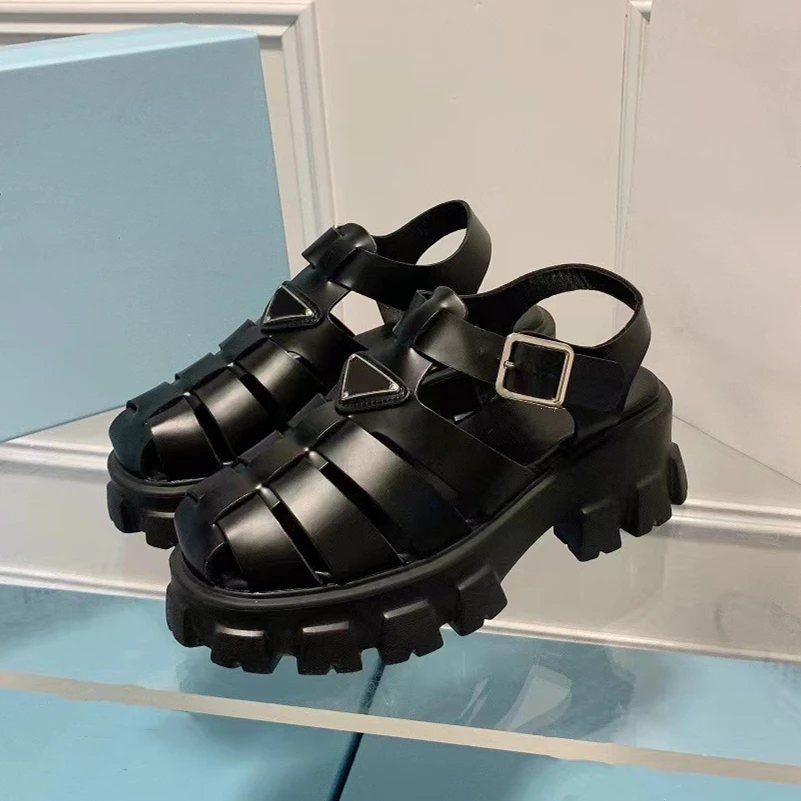 Sandalias de mujer con suela alta, cómodas sandalias romanas huecas con punta cerrada, zapatos de playa informales a la moda para mujer, alta calidad