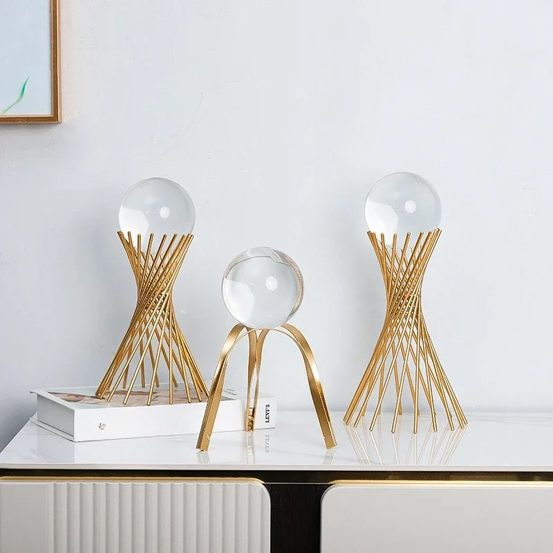 

Скандинавский хрустальный шар, орнамент для офиса, рабочего стола, креативная гостиная, ТВ-шкаф, домашняя модель, украшение комнаты Статуэтки Из Дерева