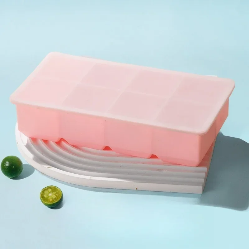 Ice Cube Mold Square with Lid Small Ice Grid Kitchen Household Ice Box Food Grade Silicone Ice Grid Manufacturer