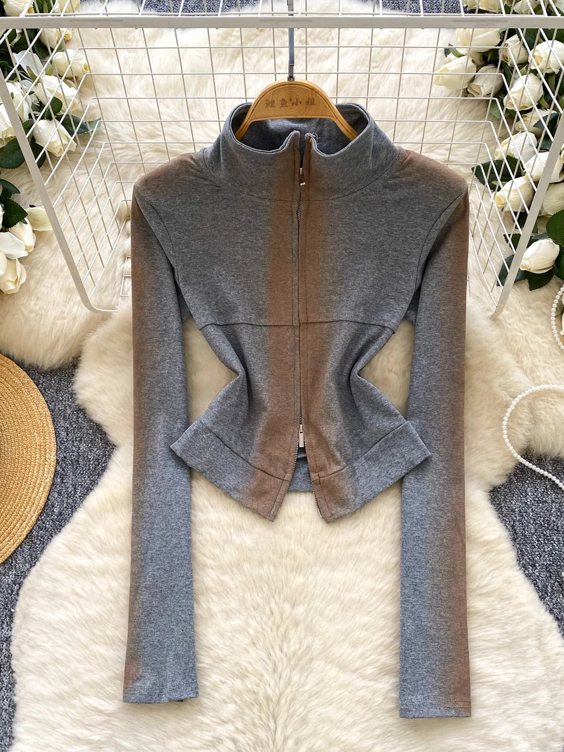 

Women Grey Y2k Turtleneck T-shirt Vintage Harajuku Aesthetic Gyaru Tee Top Long Sleeve Sports Sweatshits T-shirts 2000s Clothes