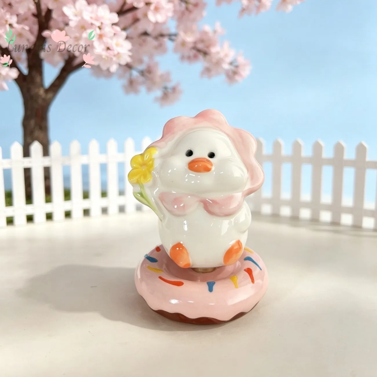 Sun duck rotating cute wind ornament decompression rotating small ornament rotating ornament car