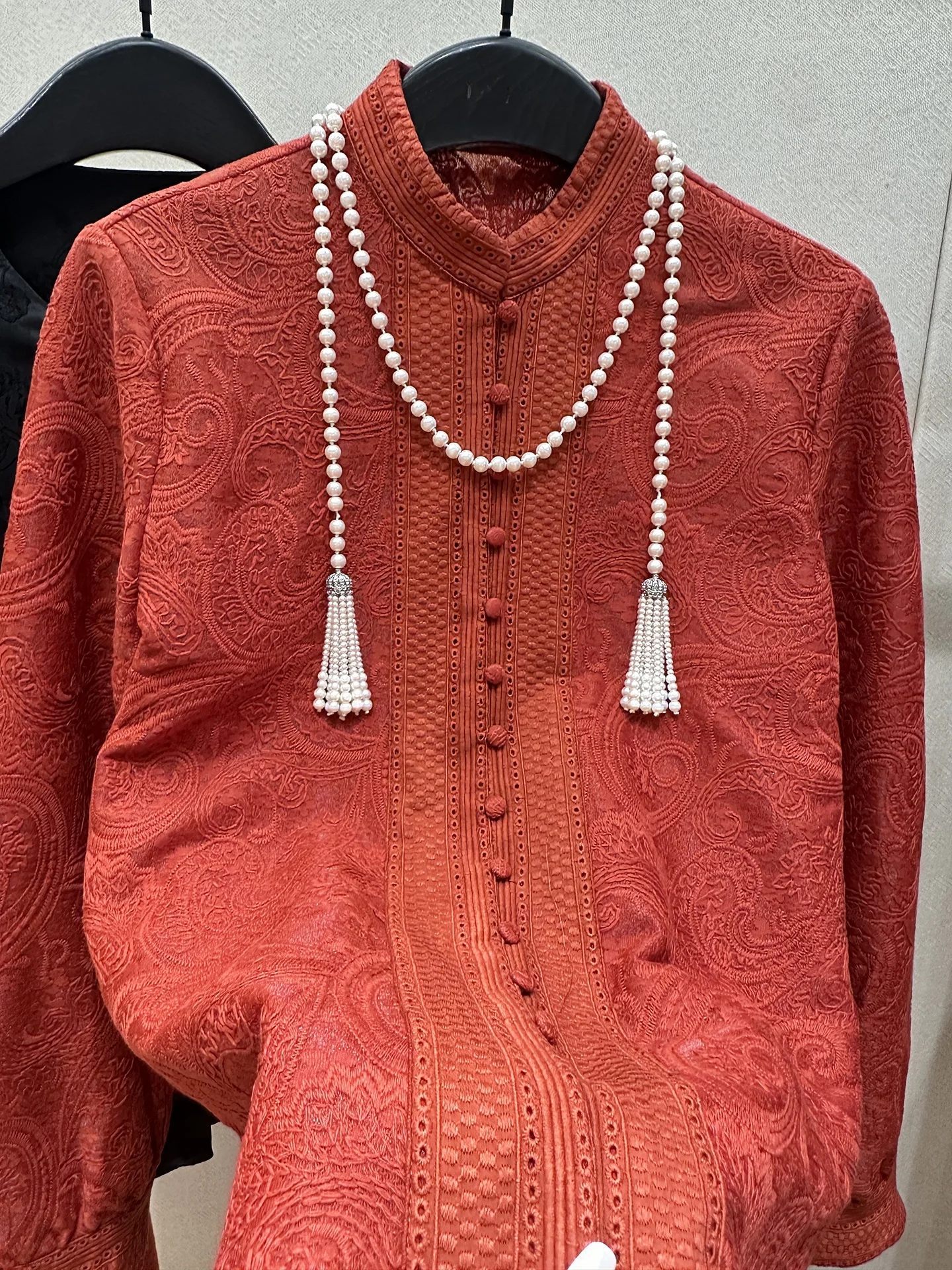 

Ele Chinese Sle Red Embroidered Lace Long Sve irt Stand Collar Button up Women's Faion Straight Cut Polyester Fiber