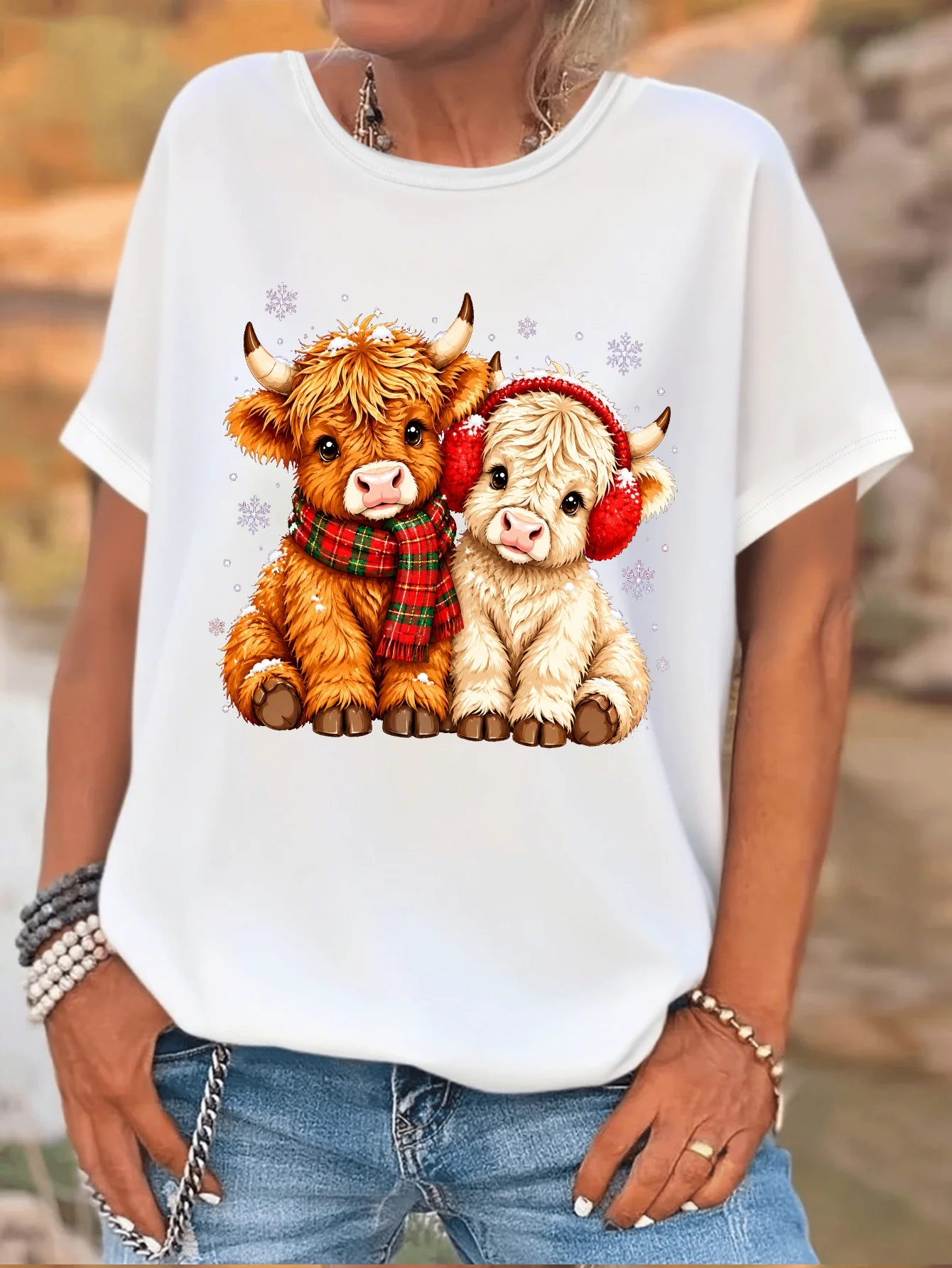 Cute Christmas Highland Cow Pair With Scarf Snowflake Art Print Graphic Ladies T Shirt Short Sleeve Crew Neck Casual Tee Tops