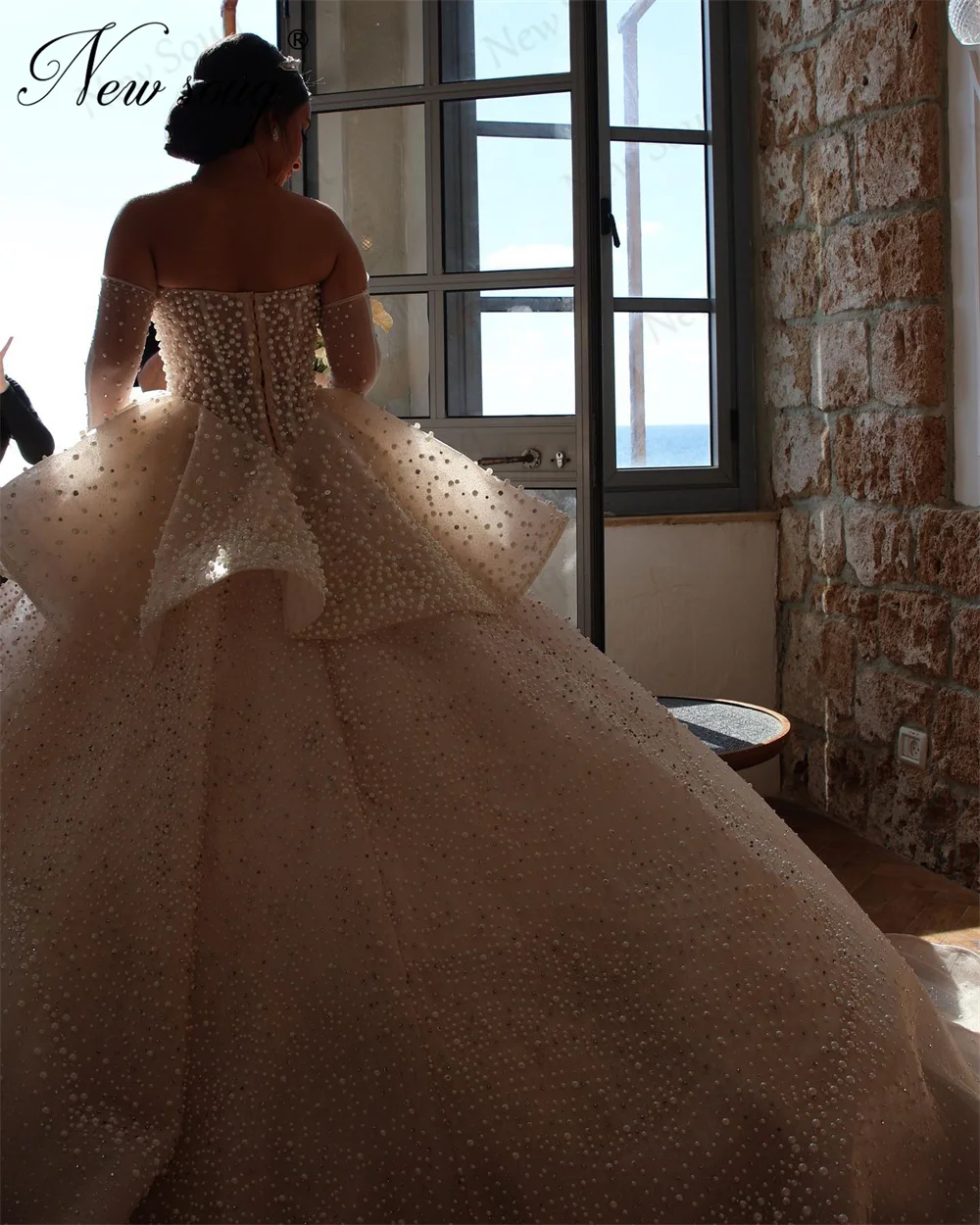 Gorgeous Ball Gown Wedding Dresses Saudi Arabia Full Pearls Women Evening Engagement Dress Dubai Coutures Beading Bridal Dress image 4
