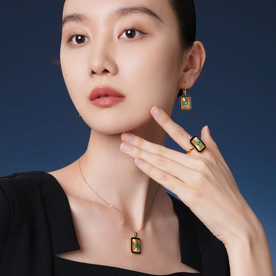 Young Vintage Luxury Green Sapphire Ring Diamond Earrings Engraved Gemstone Pendant Necklace for Women  out Fashion Jewelry view 3
