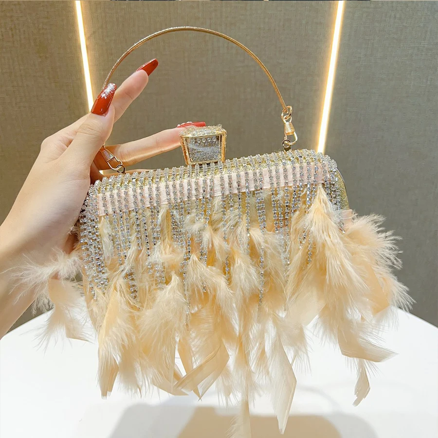 

Diamond Evening Bag Feather and Crystal Tassel Handbag Metal Handle Rhinestone Clutch Purses Handbags Bridal Wedding Party Totes