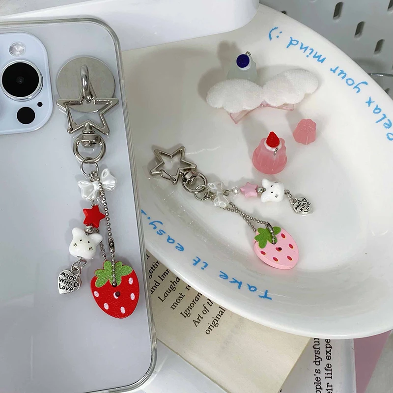 Sweet Y2K Cute Strawberry Mobile Phone Lanyard Lovely Rabbit Four Leaf Clover Star Keychain Bag Charms Girls Fresh Cute Pendant