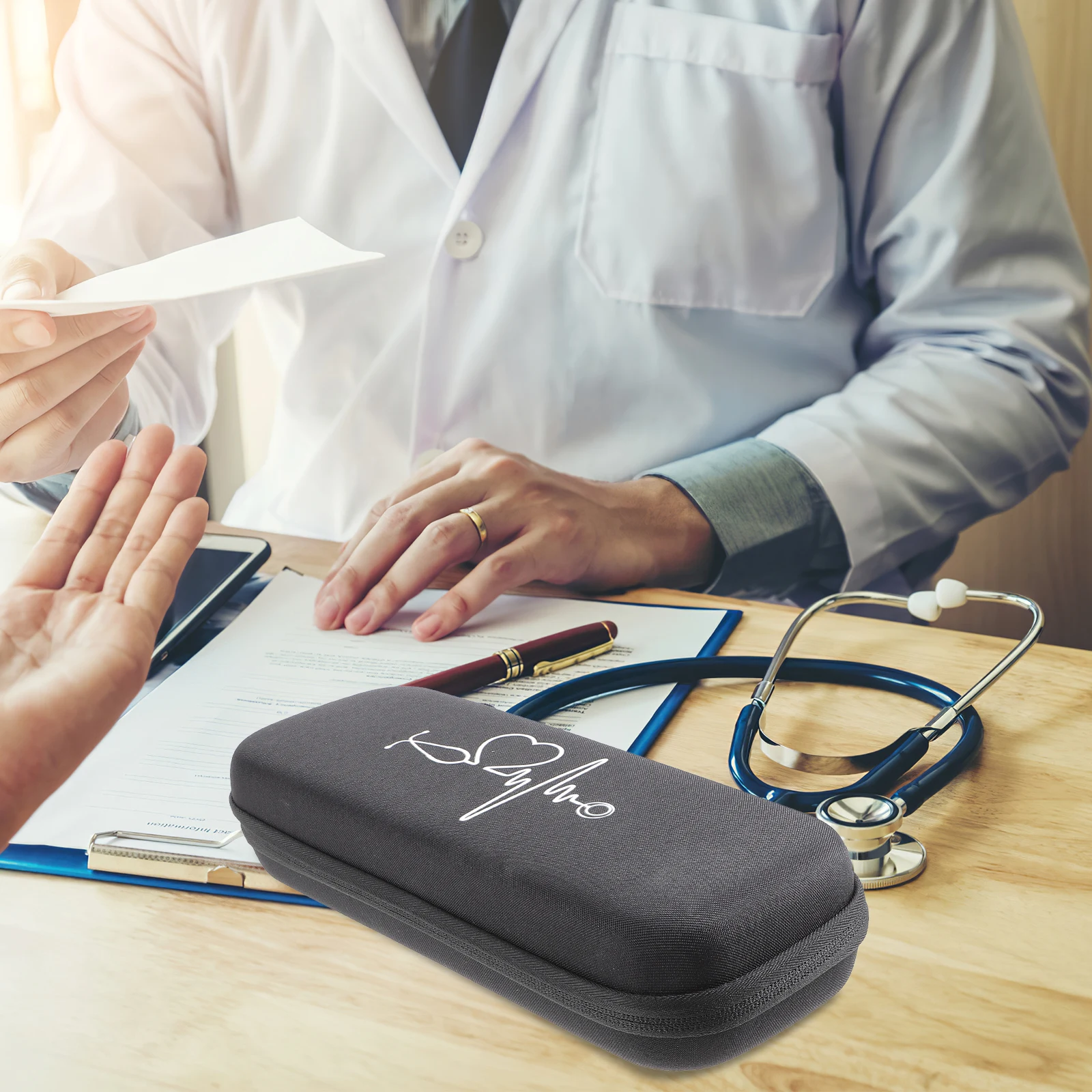 

Protective Case Storage Bag Sethoscope Nurse Accessories for Work Stethoscope Holder Nurses Eva Kits Woman