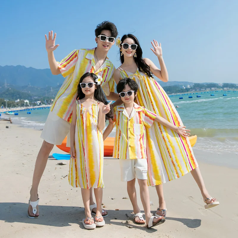 Couple Beach Look Family Vacation Clothes Parent-child Matching Clothing Daughter Mom Resort Dress Son Dad Two Piece Outfits Set