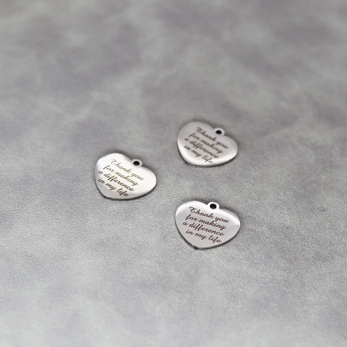 3Pcs/lot Laser Engraved Thank You For Making A Difference In My Life Stainless Steel Charm High Polish Mirror Surface Pendants