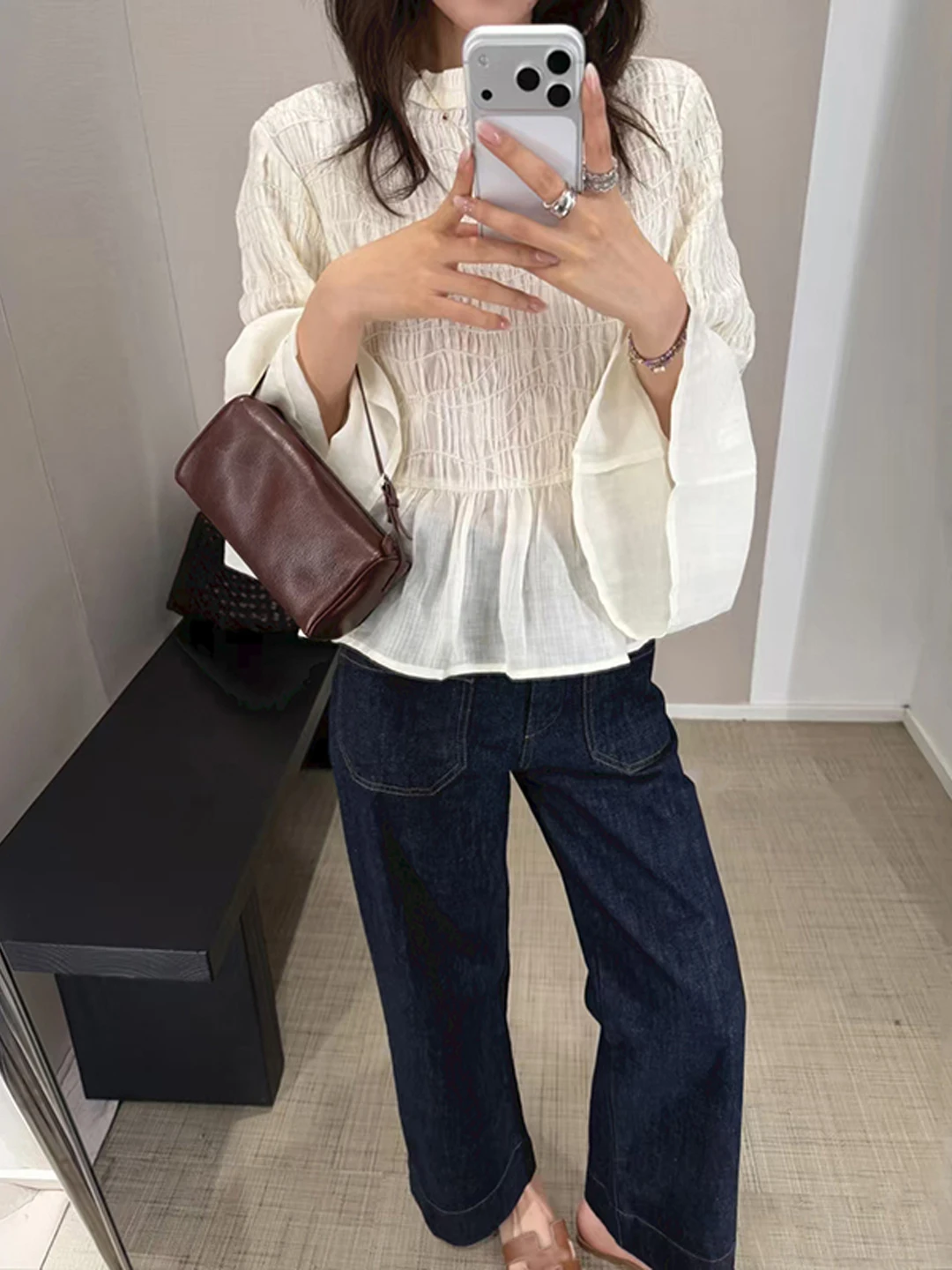 

Spring Summer Faion Textured Bell Sve Gathered Hem round Ne Overhead irt Women Top French Sle Loose Fit ...