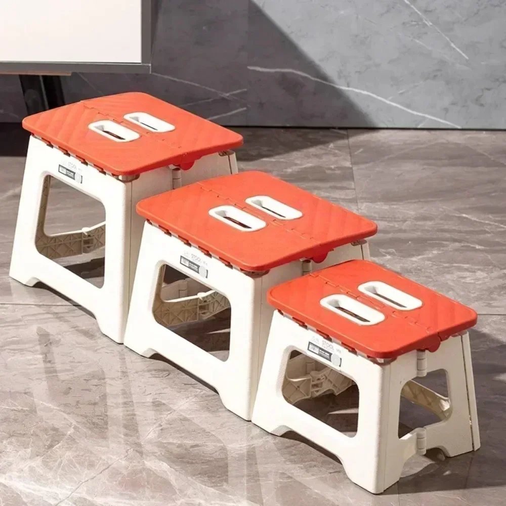 1pcs Lightweight Folding Step Stool Multi Purpose Handheld Thickened Footstool Non-Slip Plastic Small Benches Kitchen