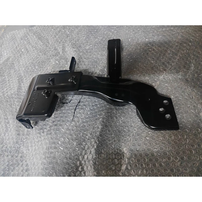 

BYD FangChengBao Leopard 5 Left Rear Bumper Bracket II SFHA-2804370QAutomobiles Parts Accesorios Para Auto Tools