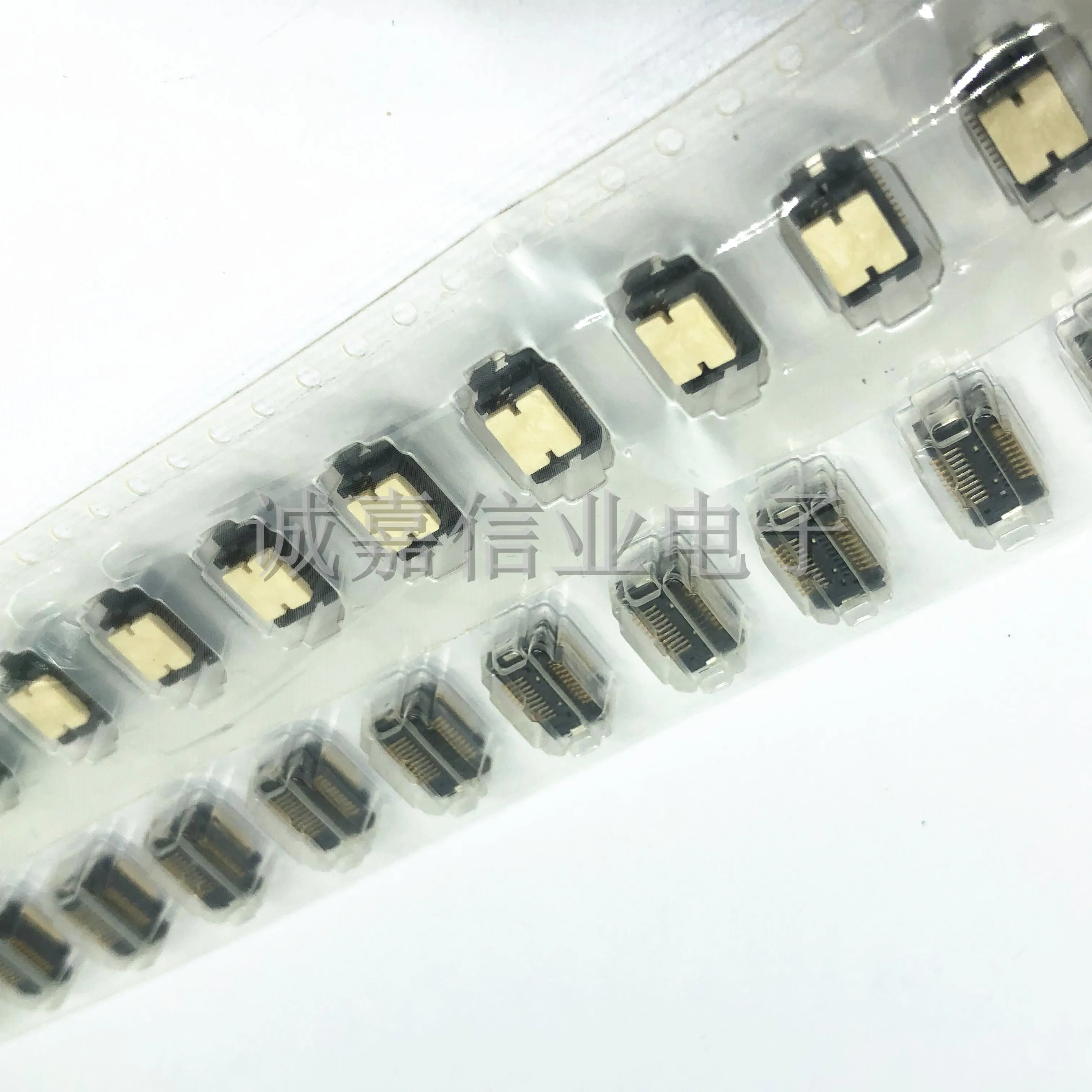 10pcs/Lot 10106813-021112LF Board to Board & Mezzanine Connectors 20P MEZZANINE 2MM HERMAPHRODITIC