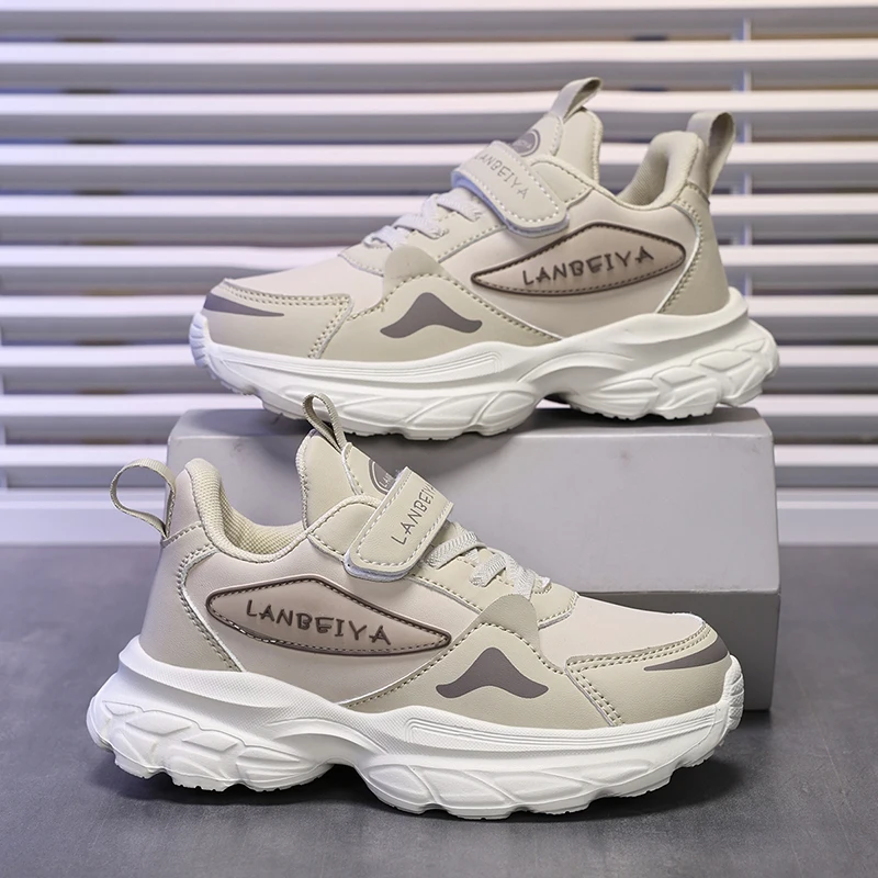 

Новая осенняя уличная минималистичная детская спортивная обувь, амортизирующие кроссовки с отскоком, легкая мягкая парковая повседневная обувь