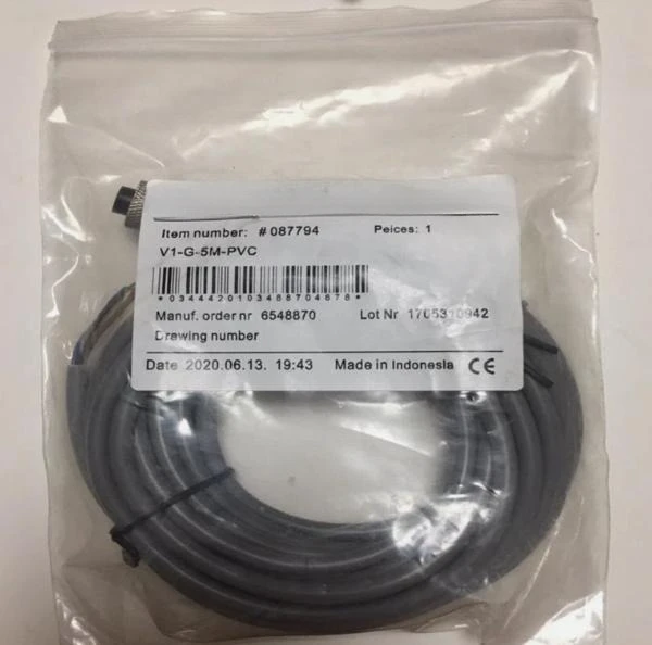 

Brand New Original V1-G-5M-PVC in box Fast delivery