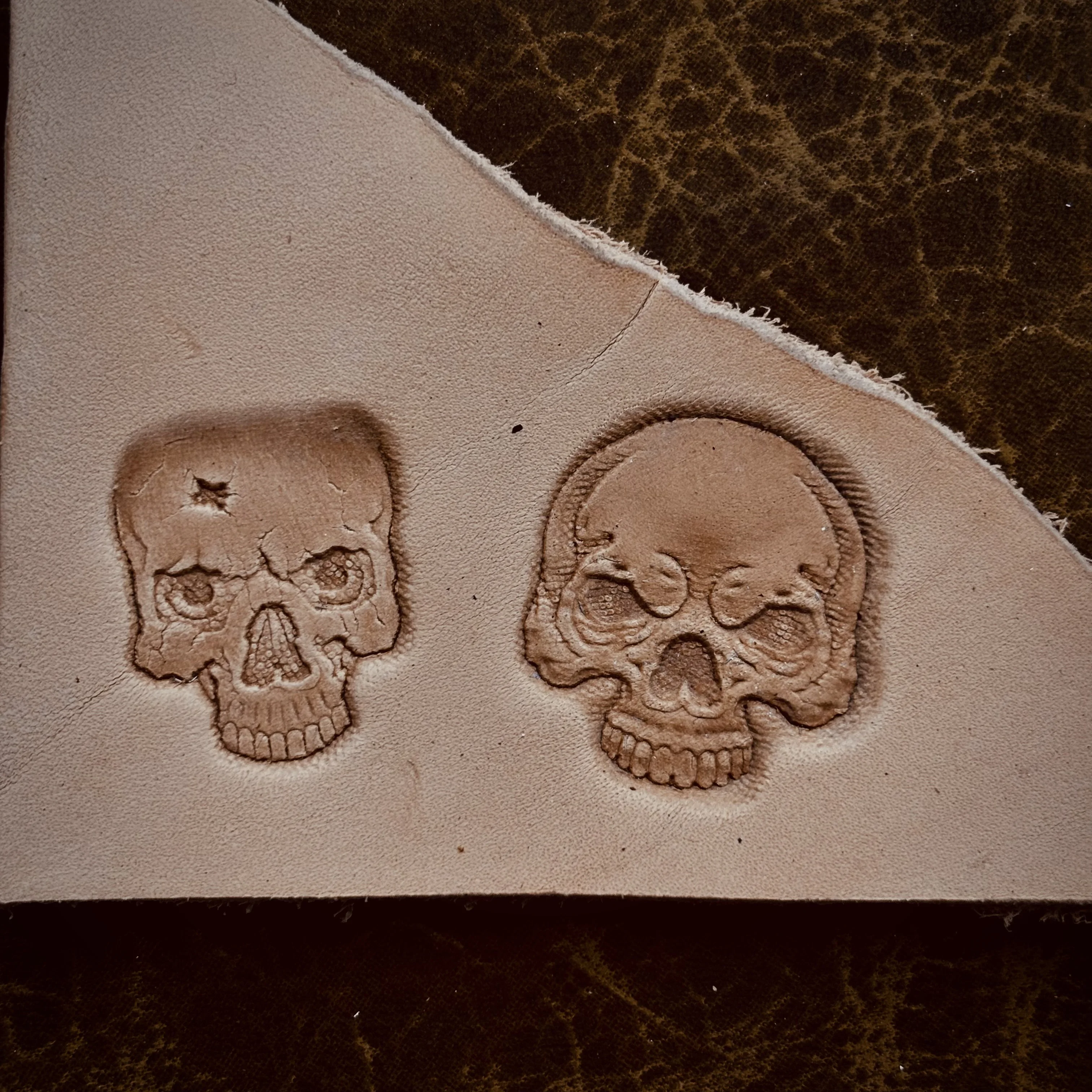 3D Small Skull Head Design Leather Embossed Stamp Aluminium Alloy Carving Mold Pressing Stamps Hot Stamping