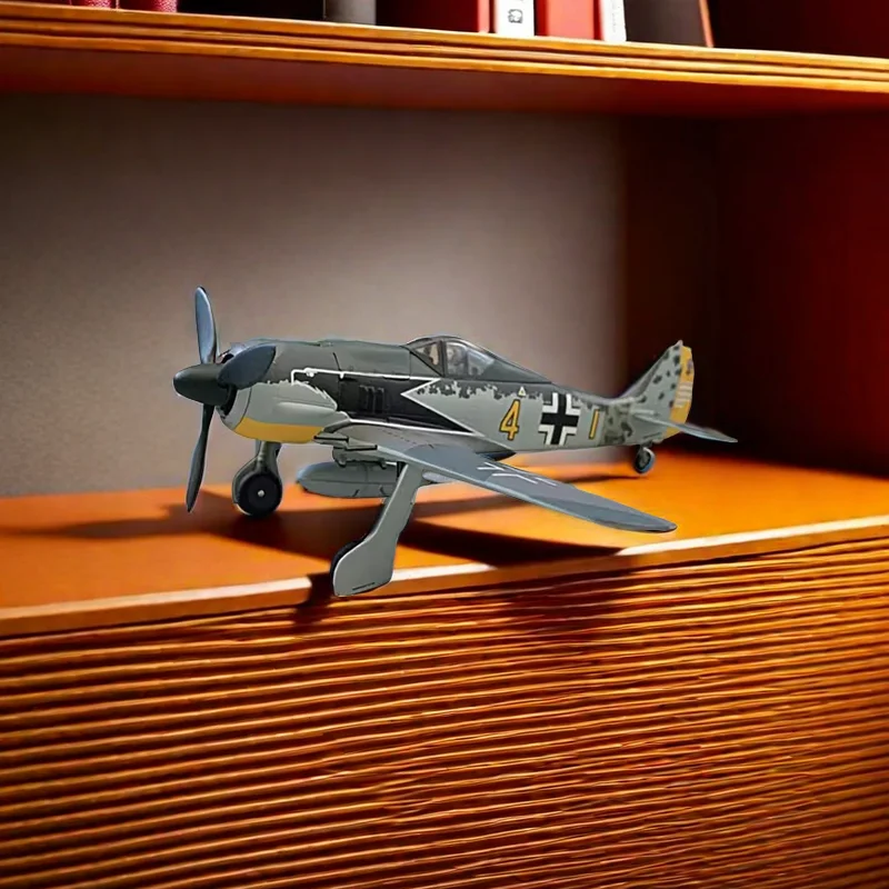 

2024 New Diecast 1:72 Scale FW190A-4 Alloy Finished Aircraft Simulation Model Static Decoration Souvenir Gifts for Adult Boy