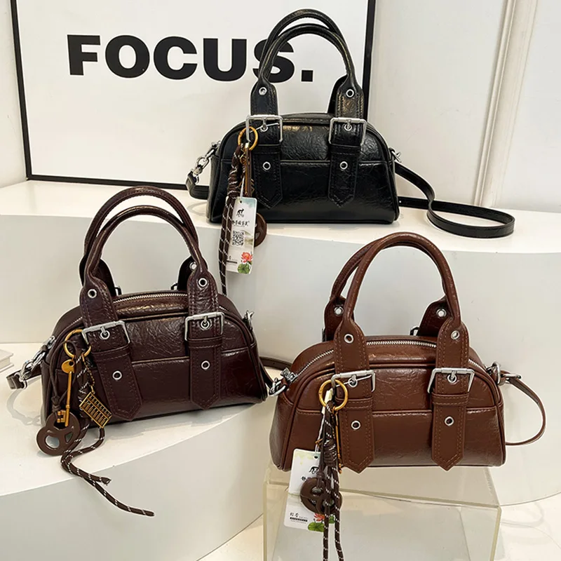 新しいレトロなファッショナブルな女性のハンドバッグカジュアルワンショルダーメッセンジャーバッグソフトPUレザーバックルショルダーバッグカジュアルクロスボディバッグ