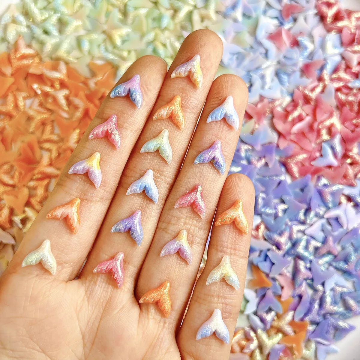 50PCS 3D Simulated Gradient Resin Fish Tail Nail Art Accessories Creative Colorful Luminous Fishtails Nail Charms DIY Manicure