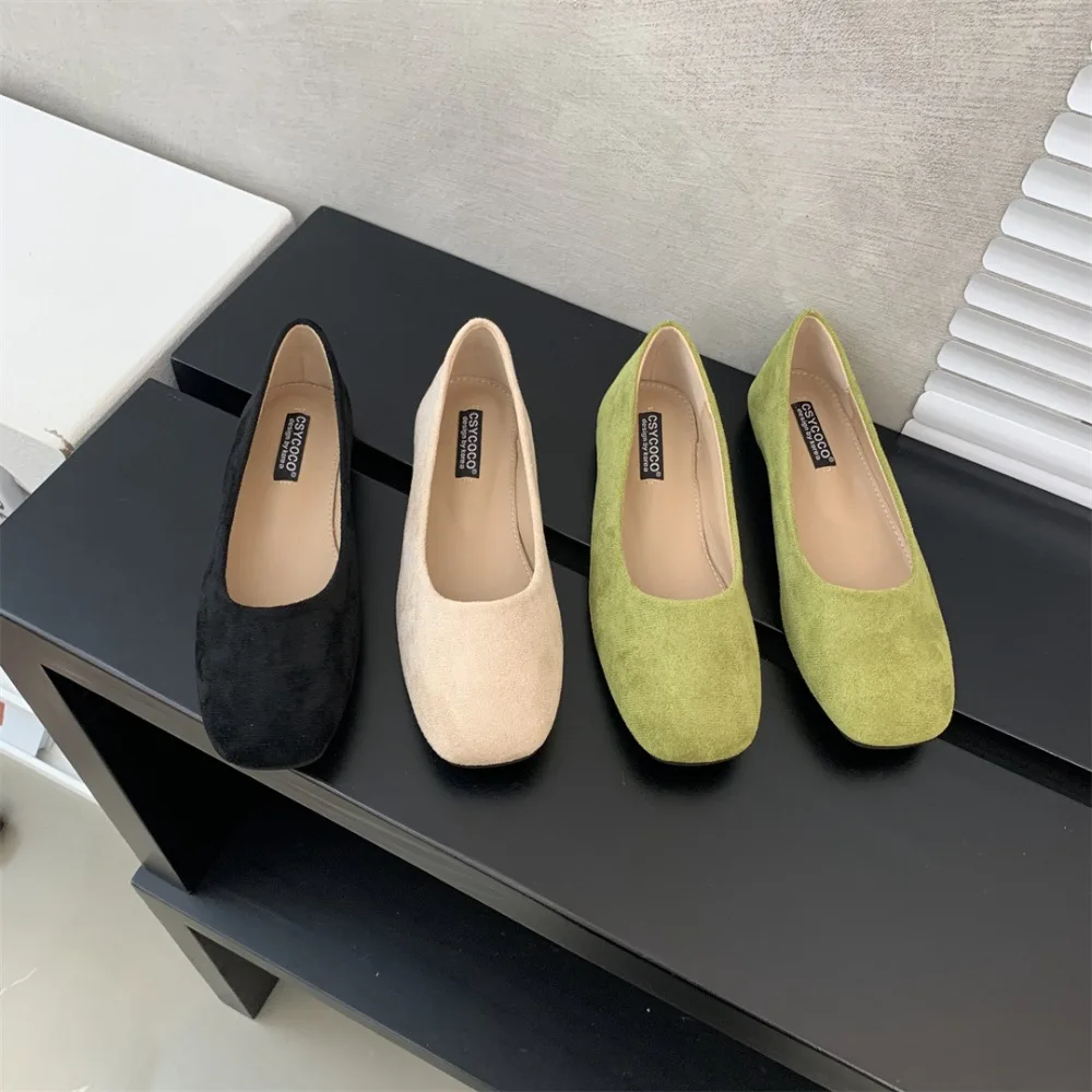 Plus Size Damen Flats Slip on Flache Schuhe Candy Color Damen Bootsschuhe Schwarze Loafers Faux Wildleder Damen Ballerinas