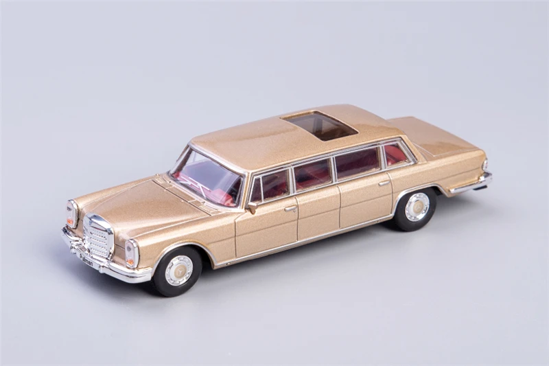 GCD DCT 1:64 Pullman 600 W100 LWB Limousine version Diecast Model Car