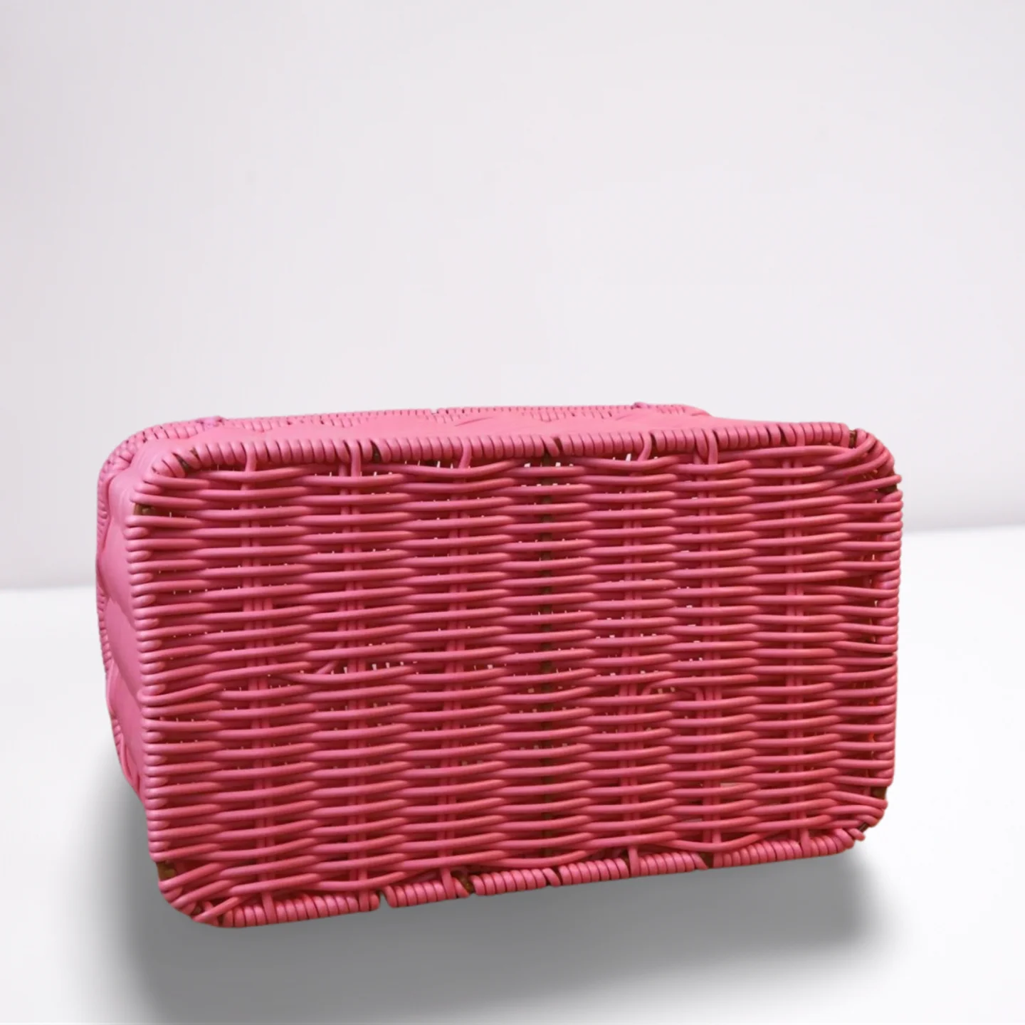 Handwoven Imitation Rattan Storage Basket with Lid & Handle Cute House Shape Picnic Basket Multifunctional Decor Gift Basket view 6
