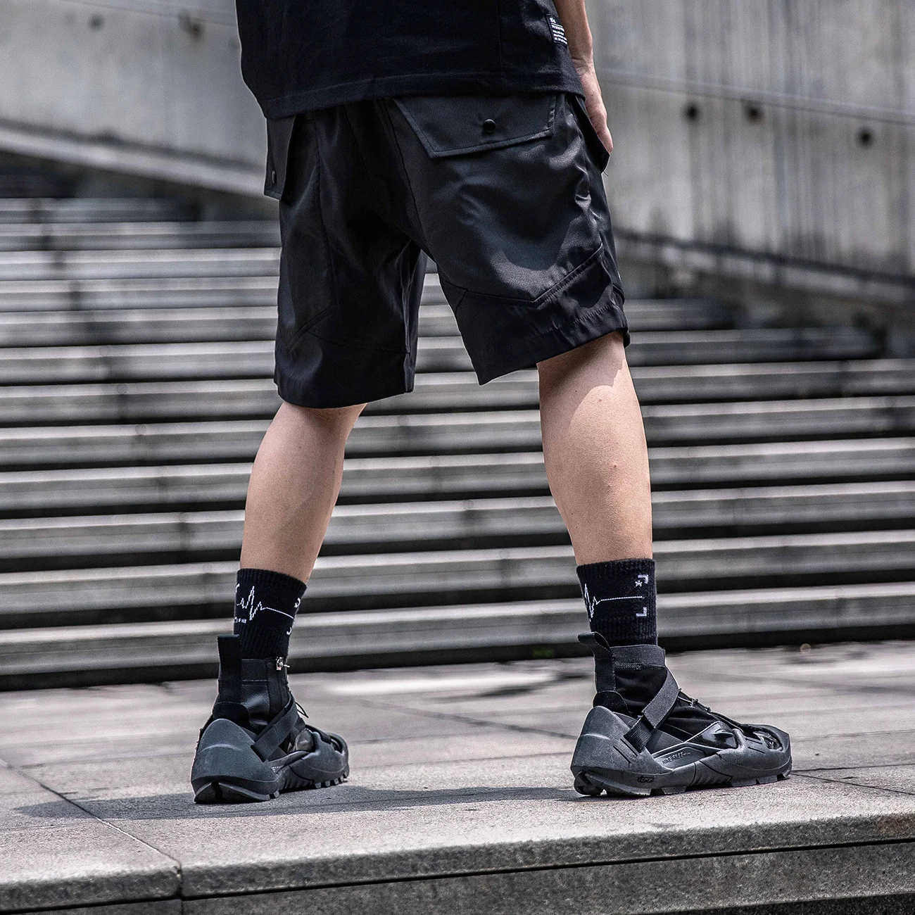 Functional 2022 Cargo Joggers Shorts Men Streetwear Letter Print Short Elastic Waist Nylon Baggy Shorts Pant