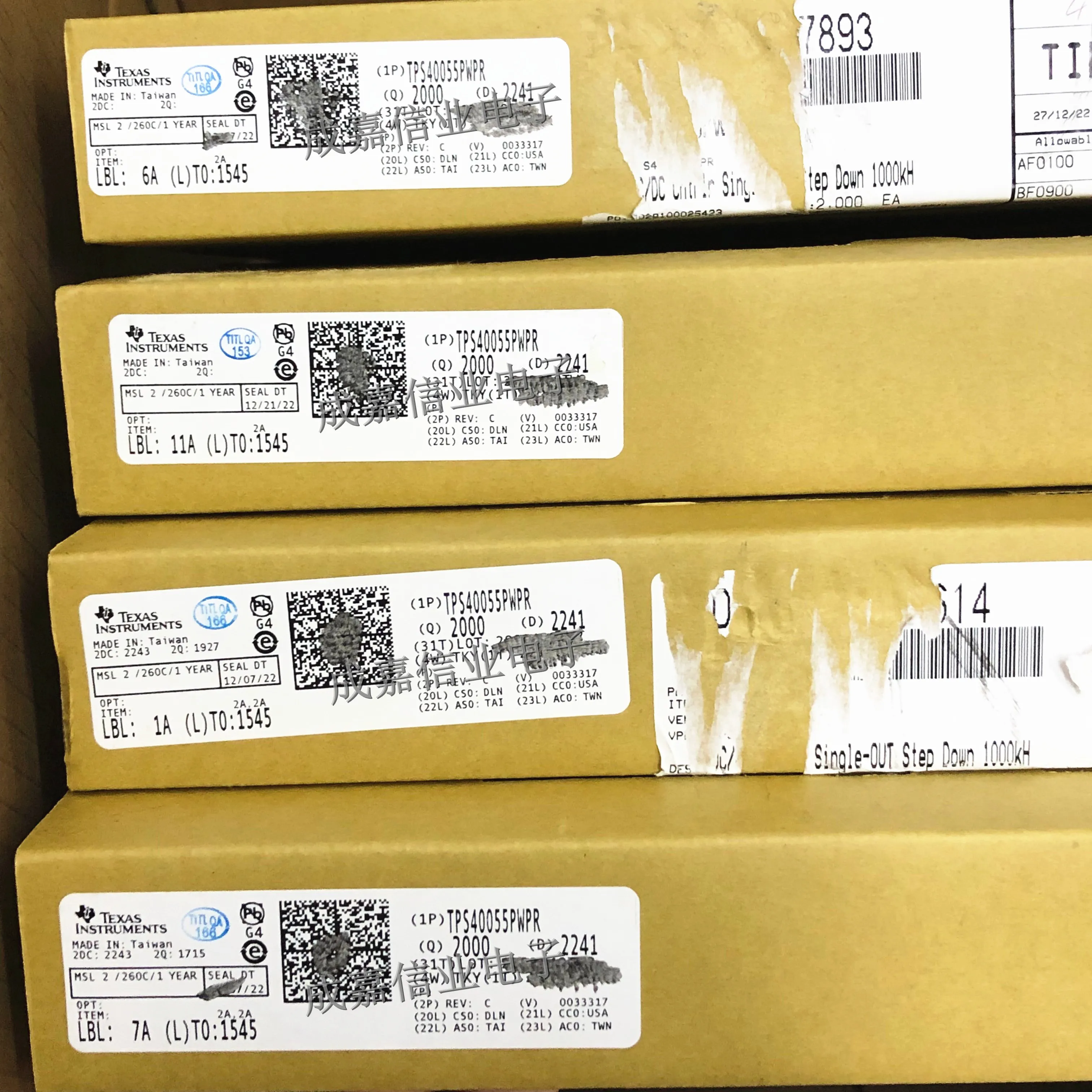 10pcs/Lot TPS40055PWPR HTSSOP-16 MARKING;40055 Switching Controllers PMIC - Power Management Operating Temperature:- 40 C-+ 85 C