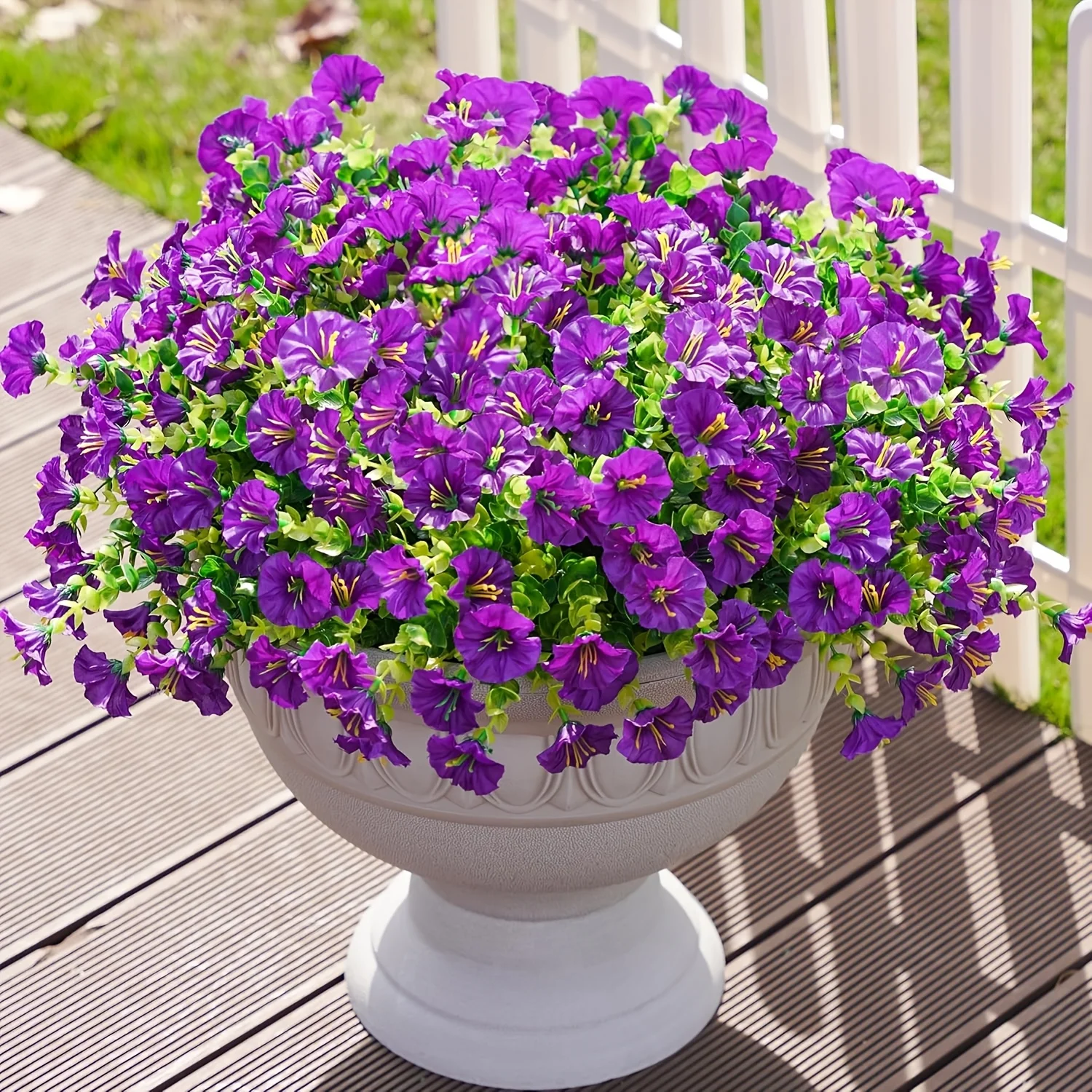 

8pcs of artificial flowers with UV protection - suitable for indoor and outdoor decoration, courtyards and seasonal celebrations