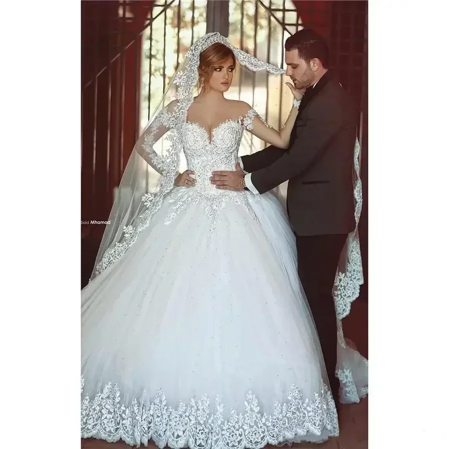 Customized Long Sleeves Lace Applique Crystals Ball Custom Made Wedding Dresses Chapel Train Amazing New Bridal Gowns