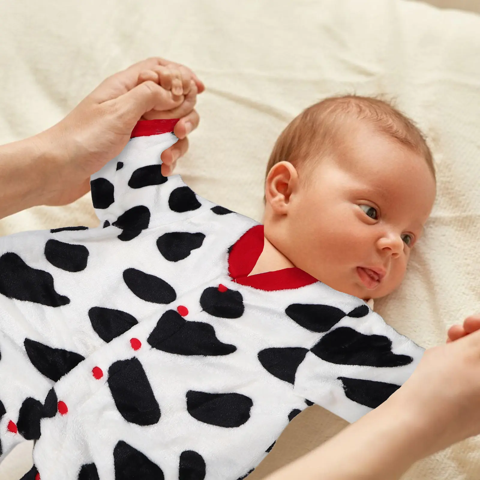 Newborn Baby Clothes Spring Autumn Unisex Coral Fleece Jumpsuit Soft Breathable Infant Pajamas for Home Outdoor Wear Adorable