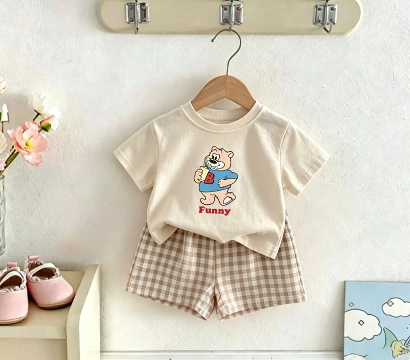 Little Boys Casual Summer Outfit Funny Bear Printed Crew Neck Cotton Top And Plaid Loose Shorts Children Daily Wear Home Clothes