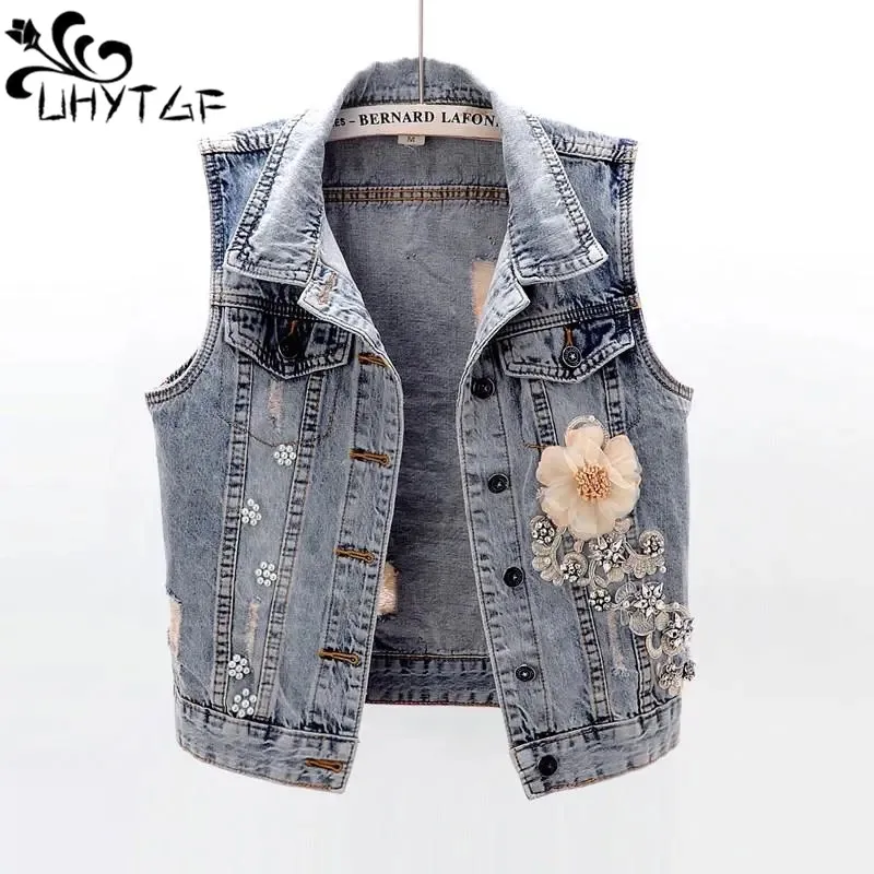 

New 2024 Korean Fashion Denim Vest Female Spring Autumn Four Seasons Cowboy Waistcoat Women Sleeveless Beading Denim Jacket 3111