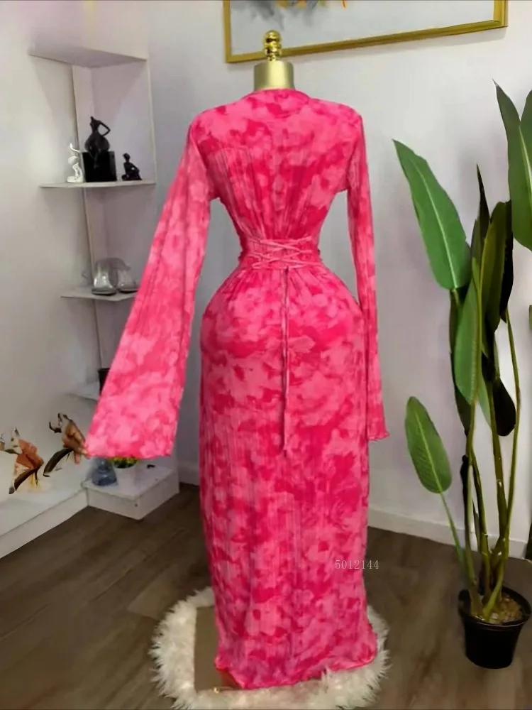 2026年 レディース タイダイ柄 レースアップ バック スカーフ付き ボディコン ミディ丈 長袖 プリーツ マキシ丈ワンピース パーティー 教育 休暇 ロングドレス