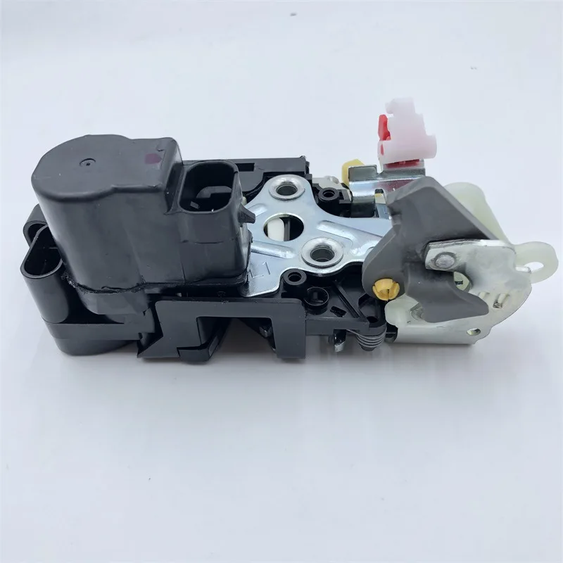 Genuibe Front Right Door Latch ASSY For Ssangyong Rexton1 Rexton2 Rexton W #7122008012