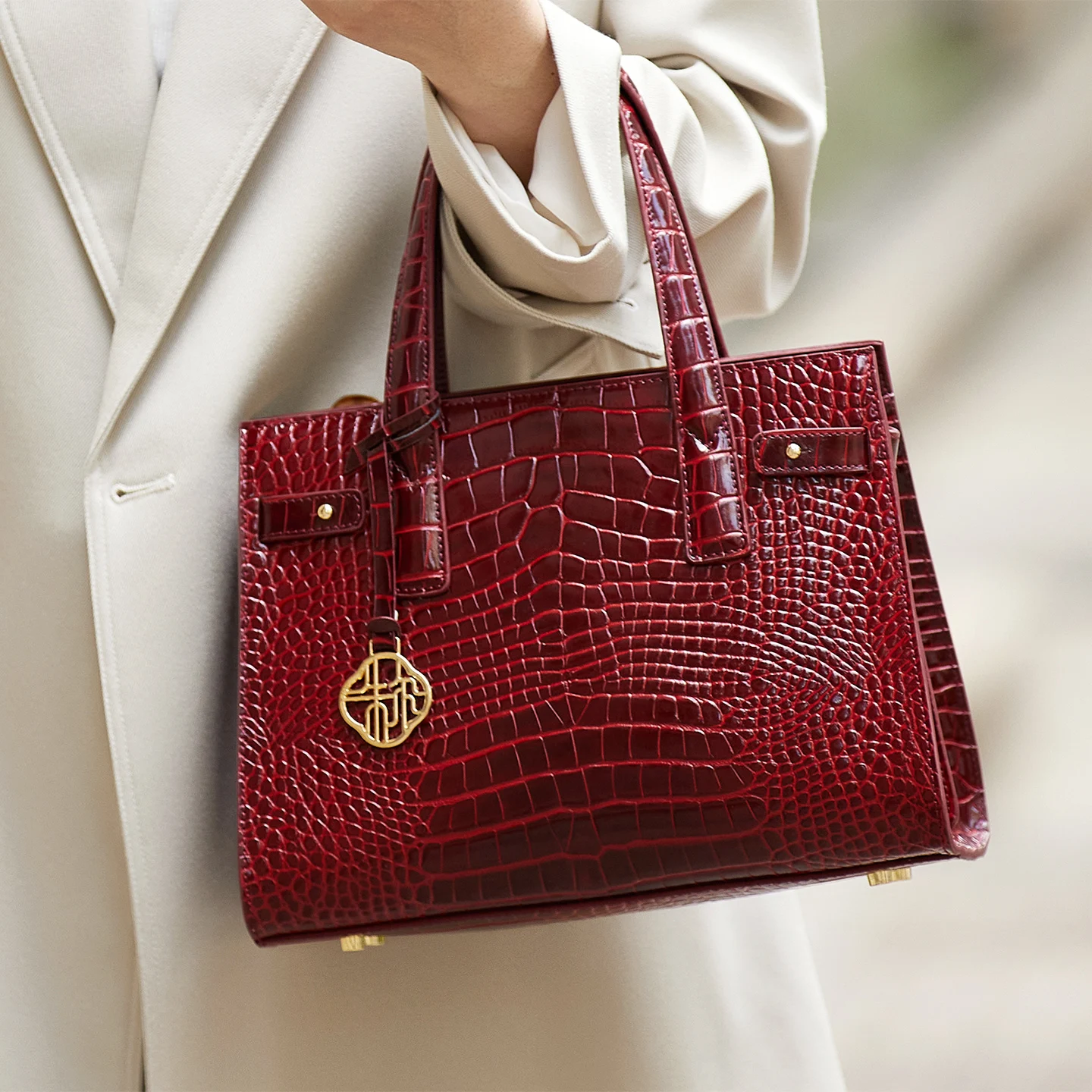 

2015 New Luxurious Women Leather Bag ZOOLER Cow Leather Handbag Handmade Shoulder Bag For Mother #YC667