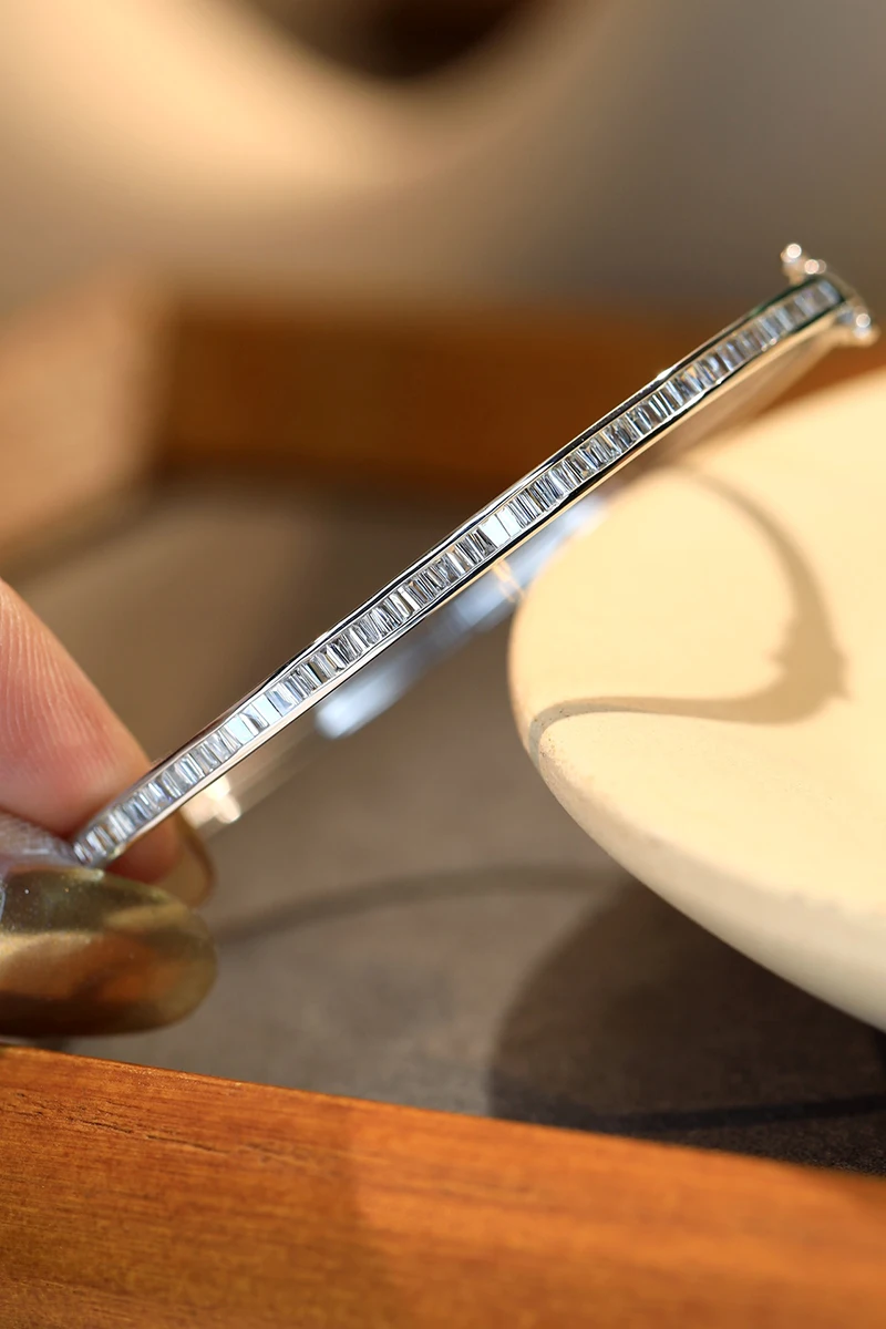 LUOWEND 100% 18K White Gold Bangle Fashion Simple Style 0.80carat Real Natural Diamond Bangle for Women High Party Jewelry