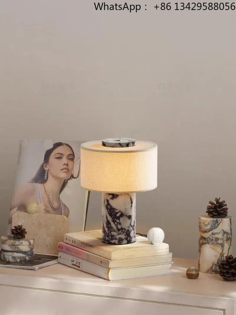 Italian Design Luxury Charging Desk Lamp for Bedroom Study Hotel Bedside Atmosphere Night Light