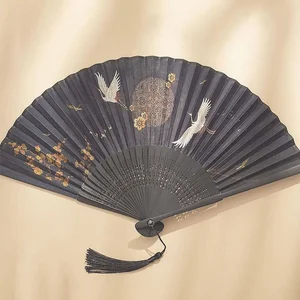 الصينية خمر نمط قابلة للطي مروحة المحمولة الحرير مروحة الخيزران قابلة للطي مؤطرة مراوح زخرفية لحفل زفاف 1 قطعة أعلى 6 مبيعات لإطارات المروحة - رقم 2