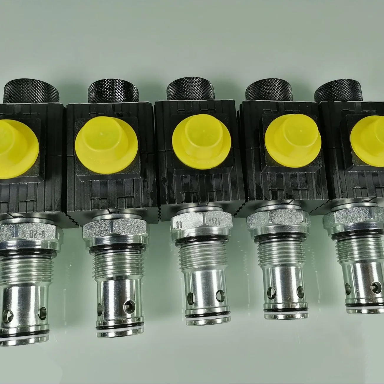 EMDV-12-N-O-0 Solenoid Valve HSV12-21 Threaded Solenoid Directional Valve Compatible With Bucher Series