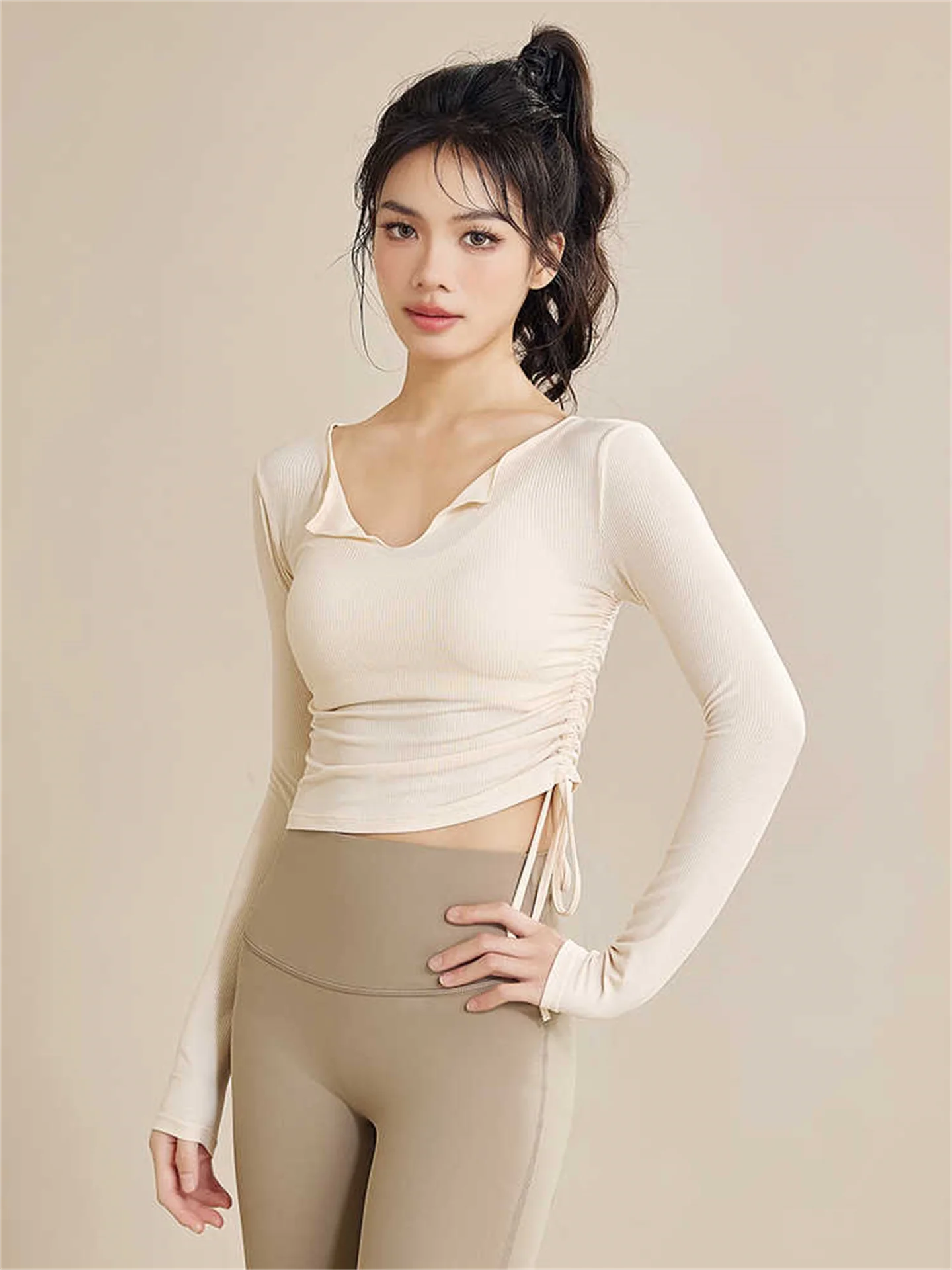 

Женская спортивная футболка для йоги и пилатеса с длинным рукавом, облегающая, быстросохнущая, с утягивающим эффектом на талии, для бега, осень-зима...