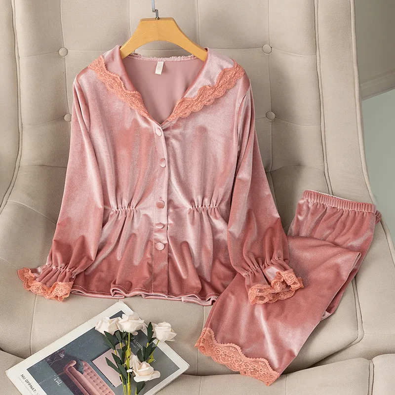 Vintage Palace Style Velvet Pajamas for Women Autumn Winter Pyjama Trouser Suits Loose Pink Lace Trim Velour Nightwear Home Wear