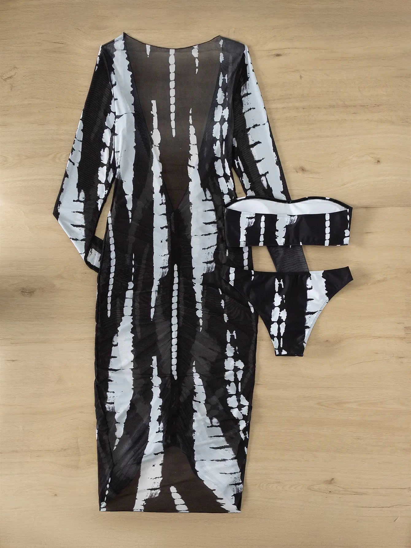 

Комплект бикини из 3 предметов с эффектом тай-дай: топ-бандо и прозрачное платье-накидка