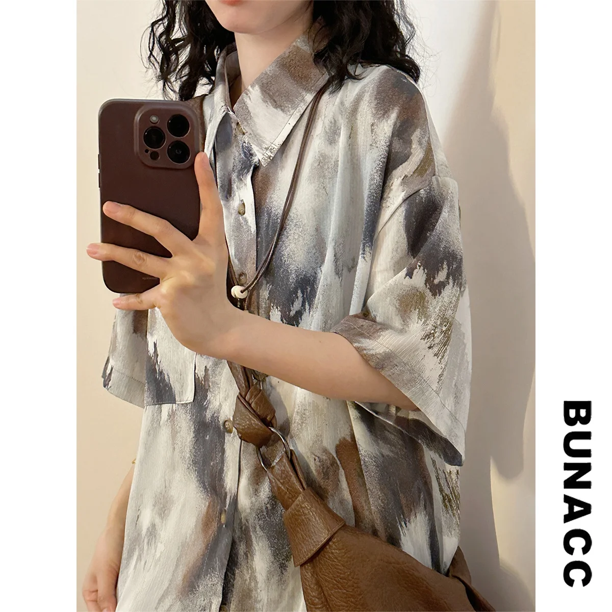 

Loose Water-Based Ink Print American Sle Streetwear ort Sve irt Summer Faion Casual Top for Young Women