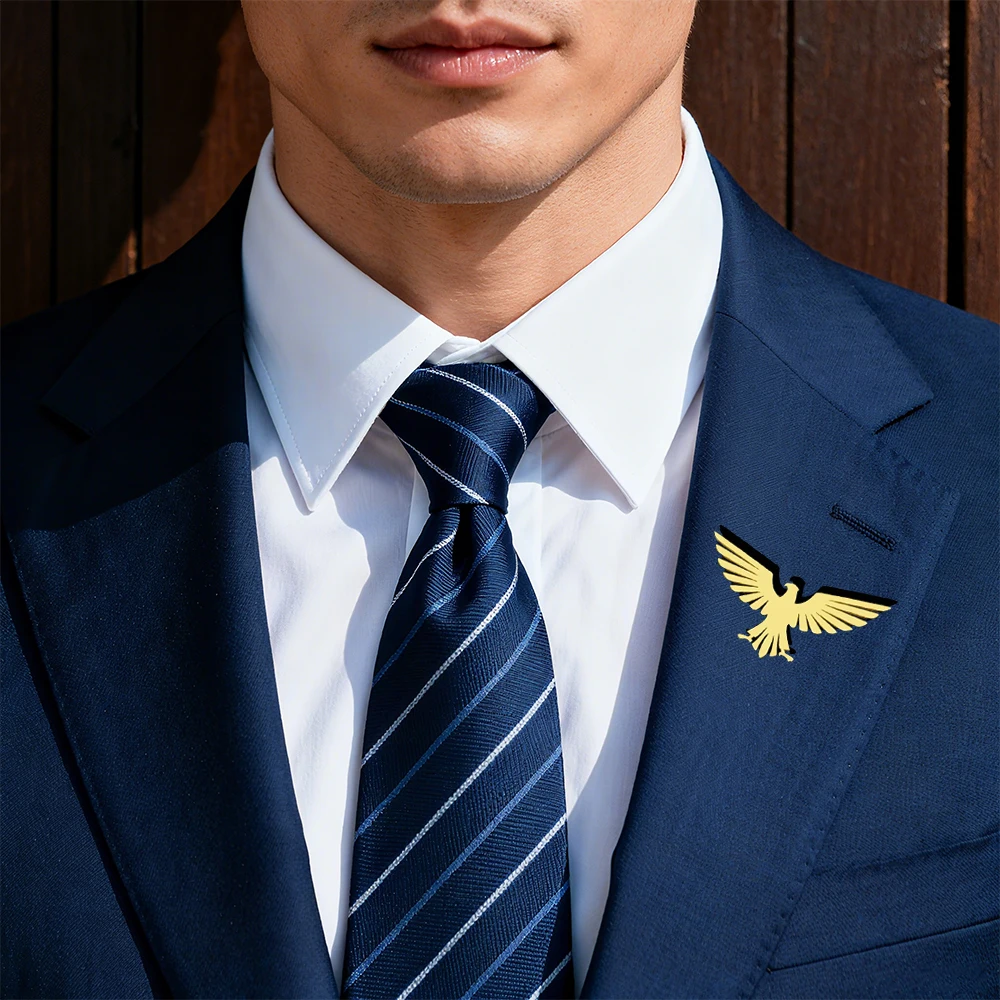 Watty cool flying eagle stainless steel brooch, suit lapel pin, men's wedding badge Commercial gift