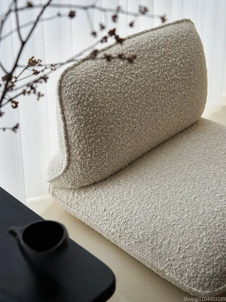 كرسي أريكة كسول على الأرض، كرسي تاتامي ياباني، مقعد بدون أرجل لنافذة النوم في غرفة النوم، وسادة سحابية بسيطة