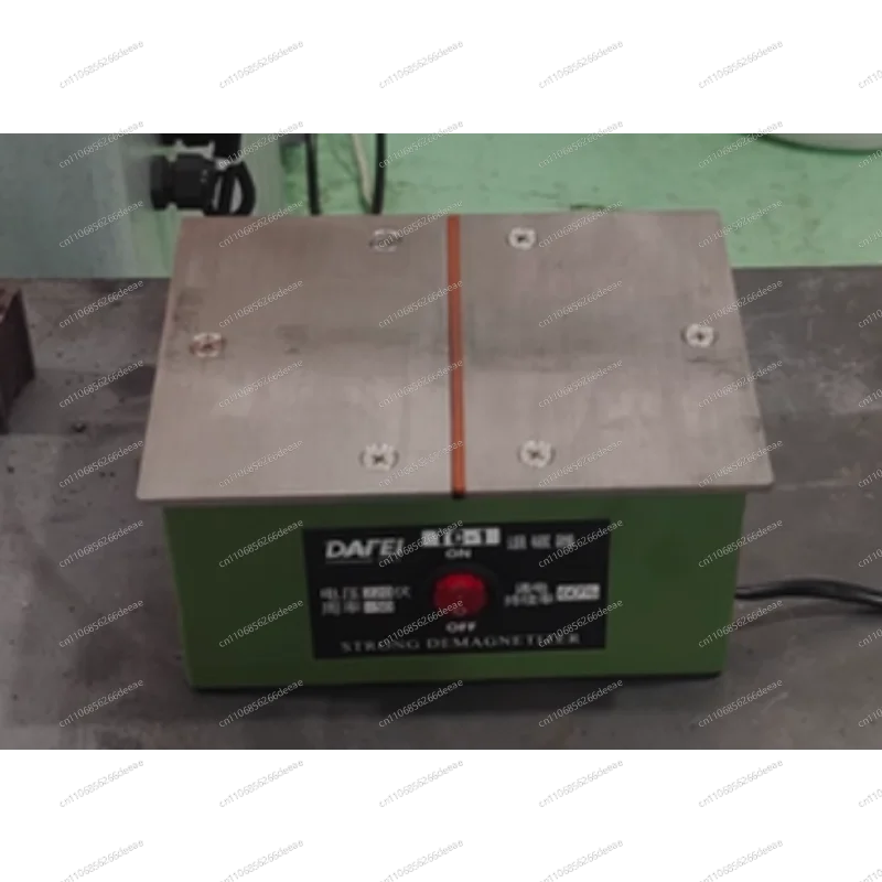 

Heavy-Duty Industrial Demagnetizer | Desktop Flat Degaussing Machine for Metal Molds