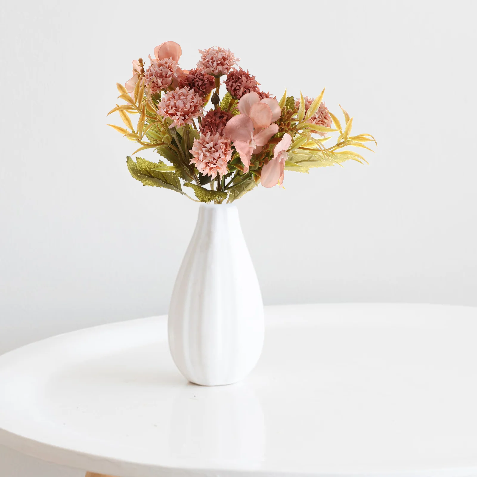 

Bridal Lilac Artificial Flowers Pink Floral Decorations Decorative Floral Arrangement For Wedding Home Office Decoration